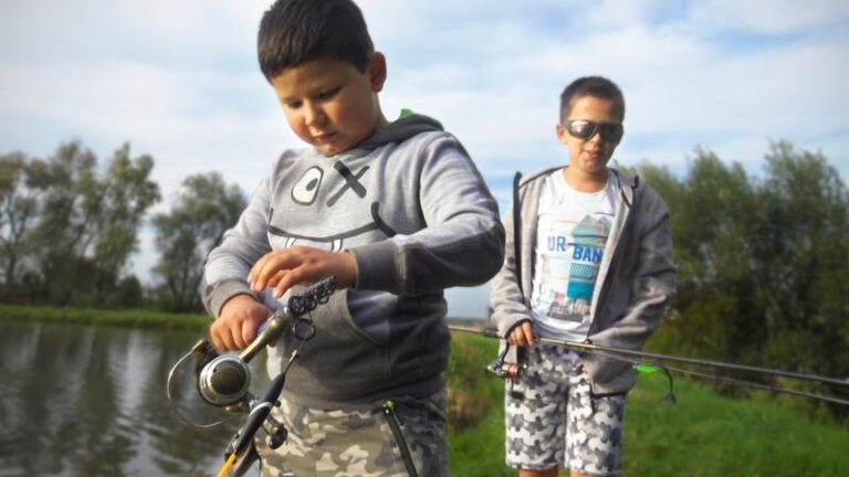 Rodzinne wyprawy wędkarzy: odkryj najlepsze miejsca, gdzie na ryby z bliskimi