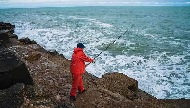 Zdobądź morską kartę wędkarską i odkryj radość wędkowania na pełnym morzu