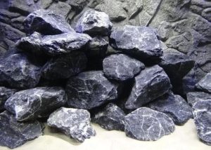 Jak Skutecznie Usunąć Kamień z Akwarium Bez Uszkodzeń: Sprawdzone Metody dla Każdego Akwarysty