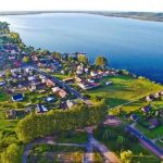 Odkryj uroki Jeziora Żarnowieckiego: Twój niezbędny przewodnik po okolicy