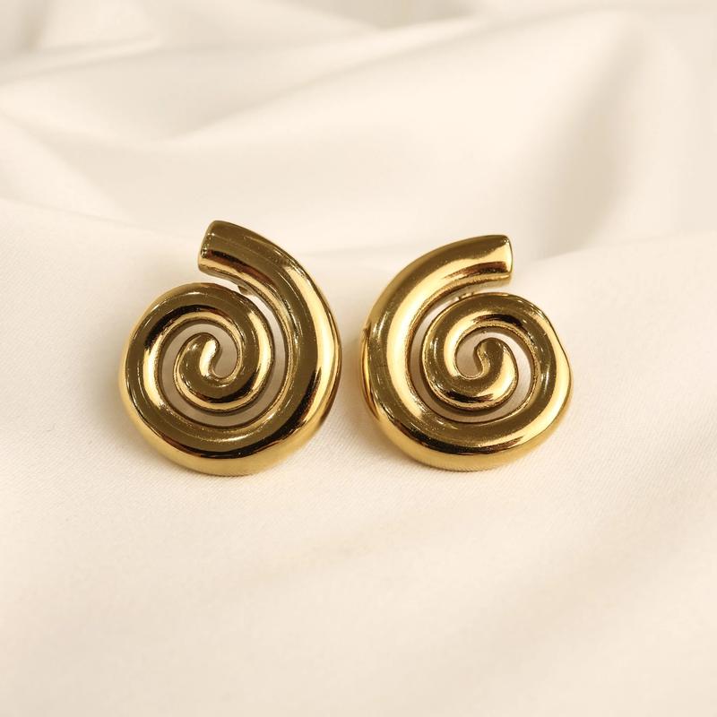 Jak niezwykle rozmnażają się ślimaki? Zaskakujące fakty o ich życiu intymnym